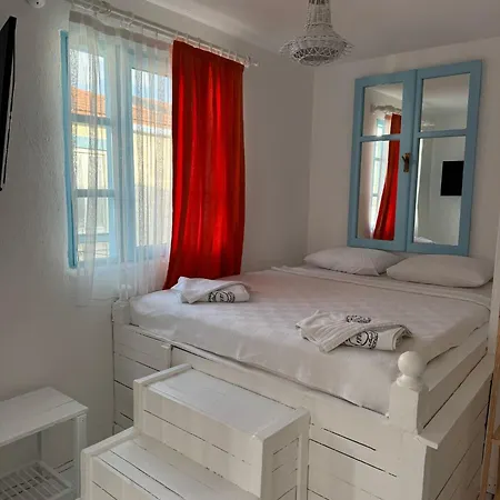 1881 * Alaçatı