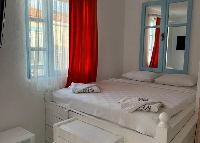 1881 * Alaçatı